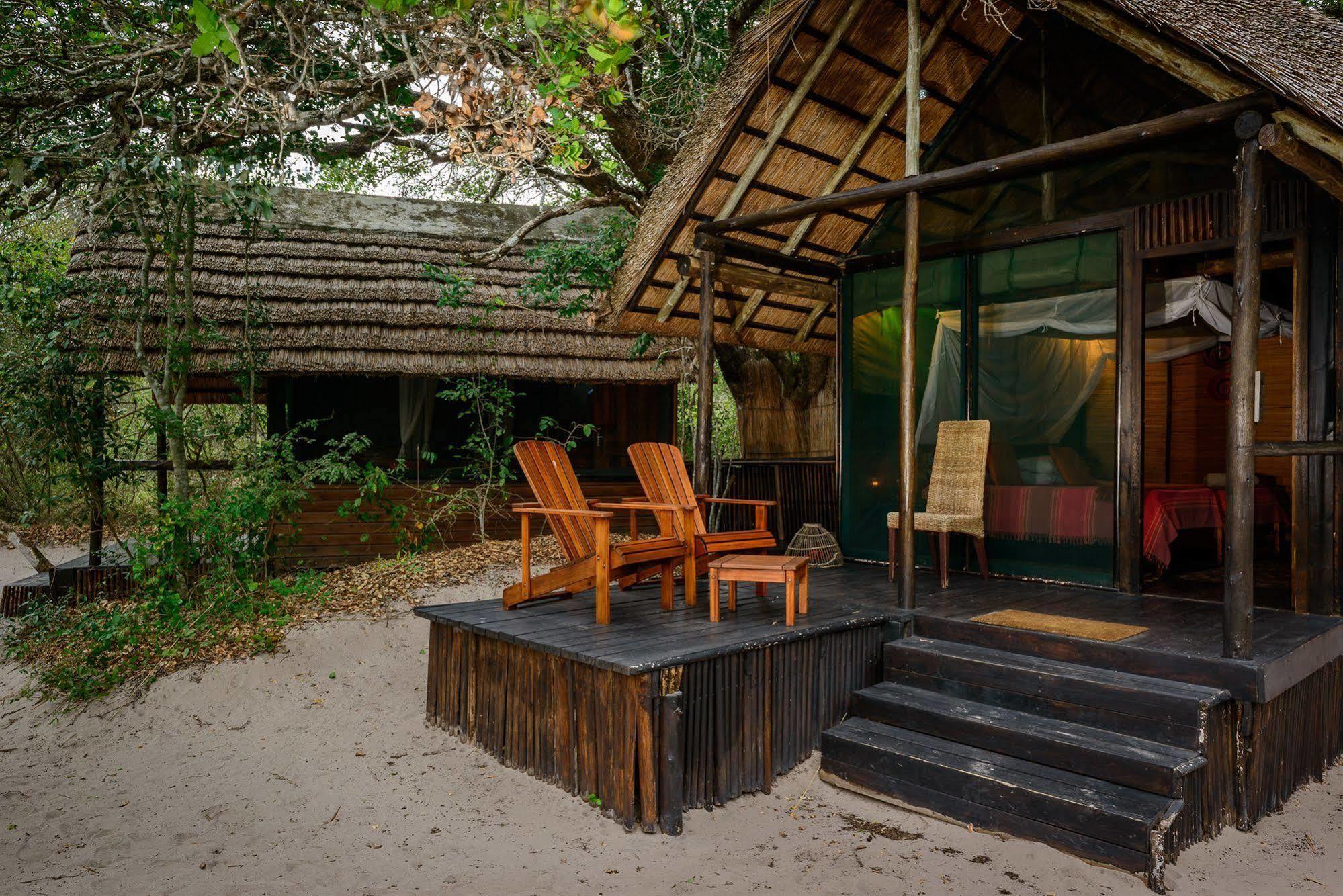 Kosi Forest Lodge Manguzi ภายนอก รูปภาพ