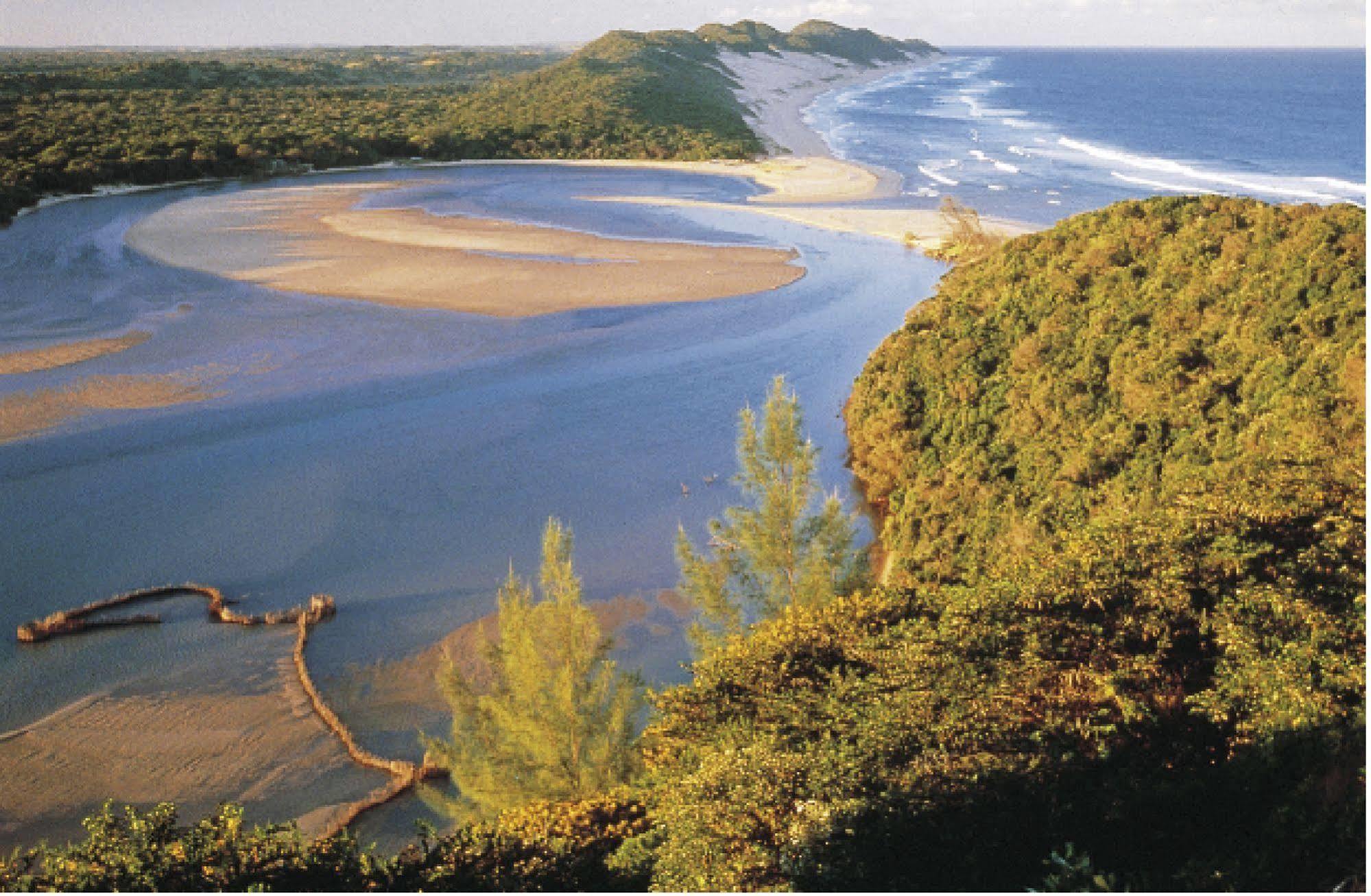 Kosi Forest Lodge Manguzi ภายนอก รูปภาพ